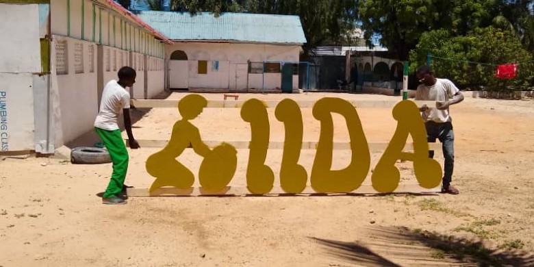 IIDA- photo-signage by the children 