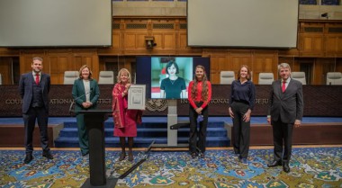 Rhea Mahanta receiving the Youth Carnegie Peace Prize 